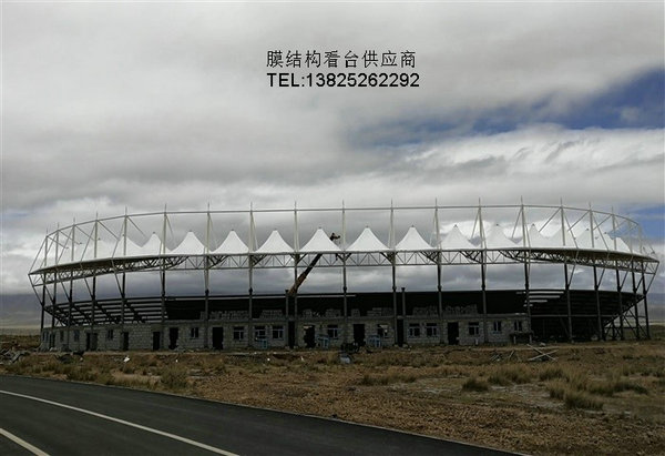 阿拉爾膜結(jié)構(gòu)建筑體育館
